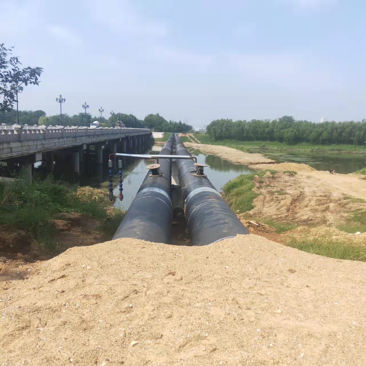 新疆管道长距离内部清洗输油管道清洗